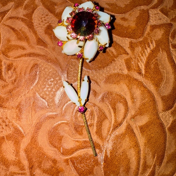 Juliana or Juliana Style Vintage Flower Pin White Milk Glass Look + Rhhinestones
